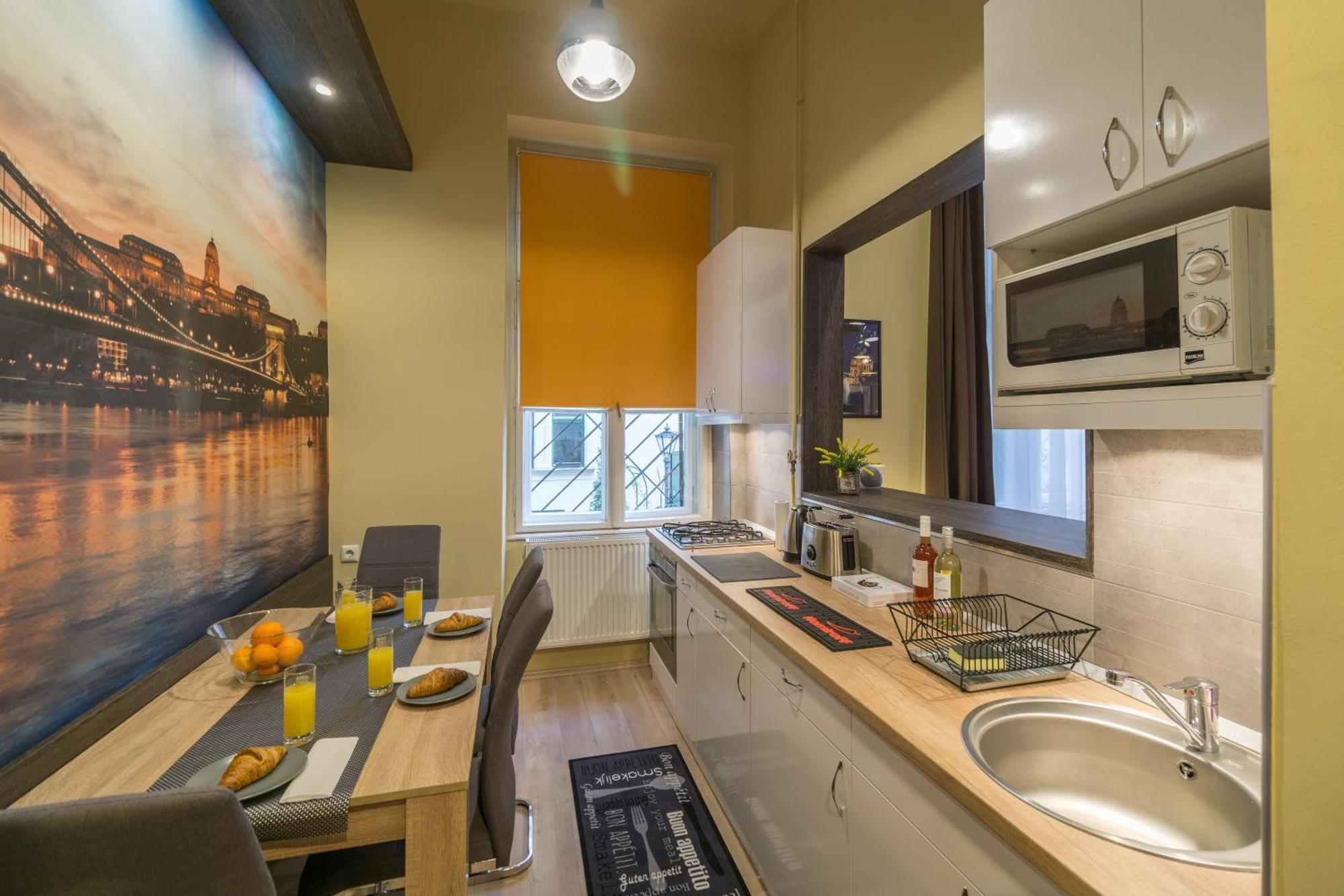 Exlcusive & City Central Located Suite By Prestige Homes Budapest Exterior foto